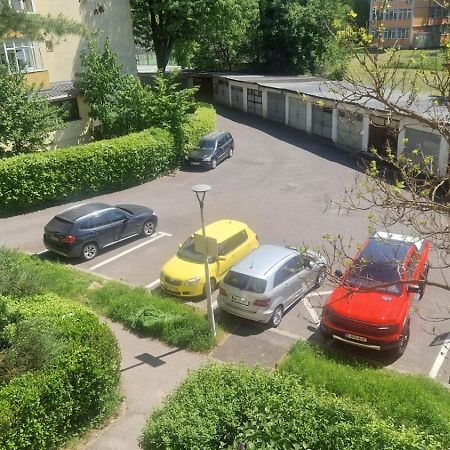 University Apartment Baia Mare Luaran gambar