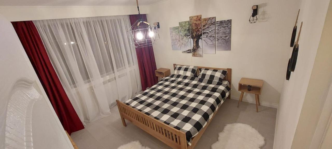 University Apartment Baia Mare Luaran gambar