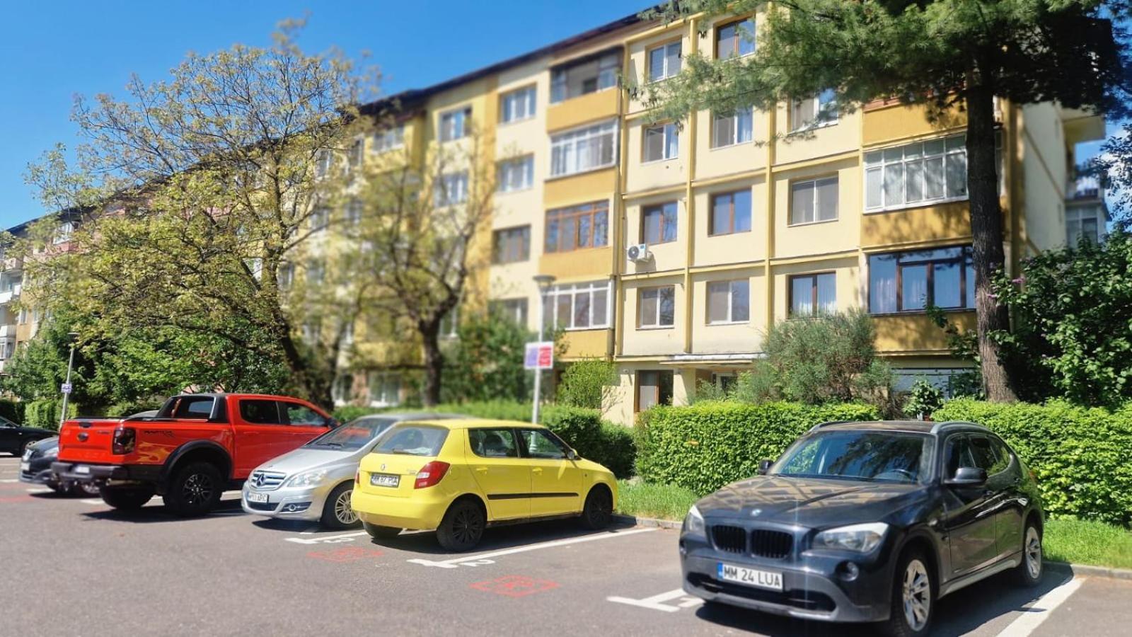 University Apartment Baia Mare Luaran gambar